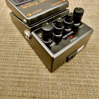Boss MT-2 Metal Zone (Silver Label) 1991 - Present - Black image 1