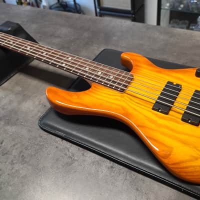 G&L L-5500 USA RARE Bass 5 String Honeyburst EMG American Leo Fender HH Jazz Bass Ash Body LOW SERIAL NUMBER! L5500 Rock Bass Custom Case image 7