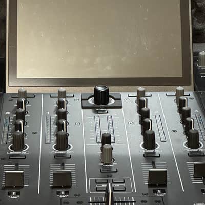 Denon Prime 4 Plus, Magma Case and Decksaver for Denon DJ Prime 4+ Cover image 10
