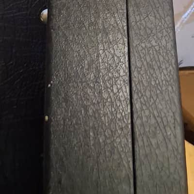 Hondo HardShell Case for a Mako Exotec XK-4 Electric Guitar, 1980s - Black/Red image 6