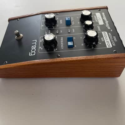 Moog Moogerfooger MF-102 Ring Modulator Mod Guitar Effect Pedal + Power Supply image 4