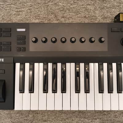 Native Instruments Komplete Kontrol A25+Cerebel USB V2 image 1