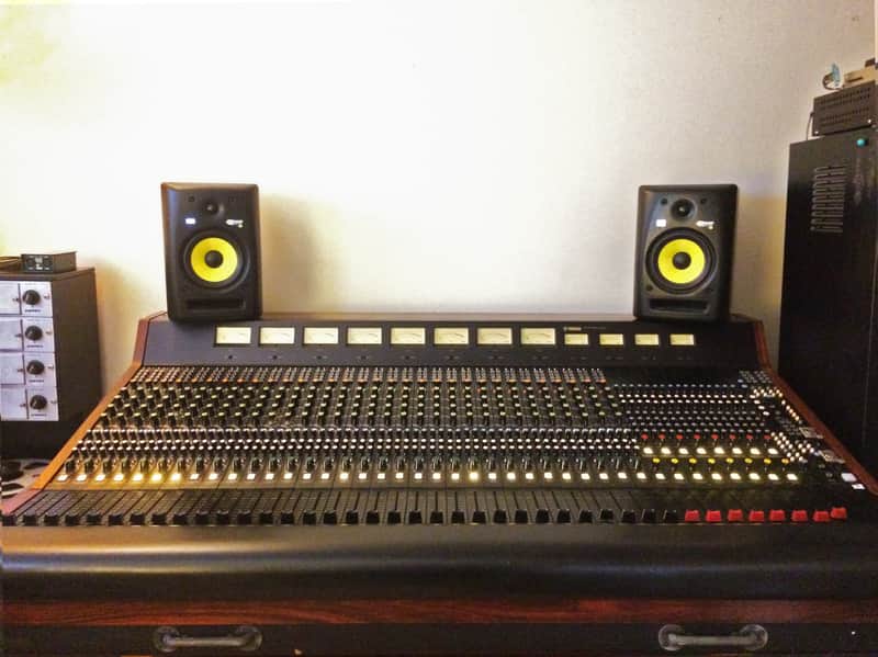 Yamaha PM2000 Modded Recording Console  Discrete Preamps/Custom Inductor EQ/Transformers (API) image 1