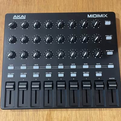 Akai MIDImix Portable Mixer/DAW Controller 2010s - Black image 3