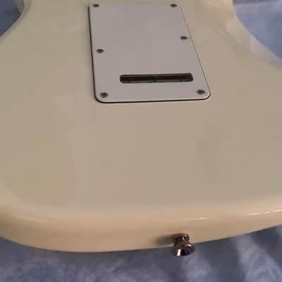 Fender Stratocaster 2006 - Cream/White image 15