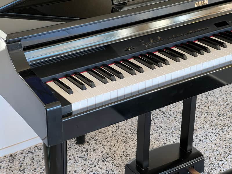 Yamaha Clavinova CLP-555 Black (high gloss) | Reverb