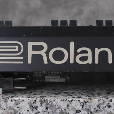 Roland SH-2 Analog Synthesizer w/Hard case in Very Good condition image 11