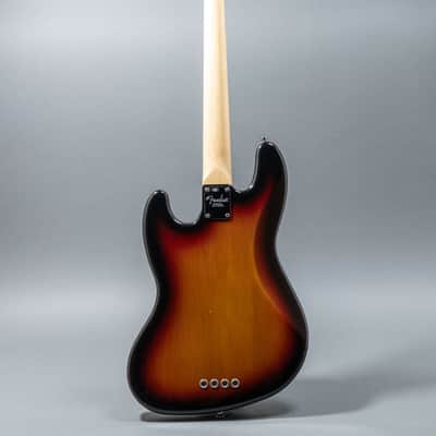 Fender American Jazz Bass 2005, Sunburst image 6