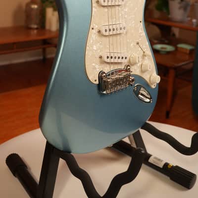 2001 G&L Legacy USA - Lake Placid Blue Metallic image 6