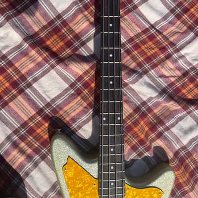 Los Straitjackets ed. DiPinto Galaxie Bass 2010s - Silver Sparkle with Gold Pearl Pickguard image 4