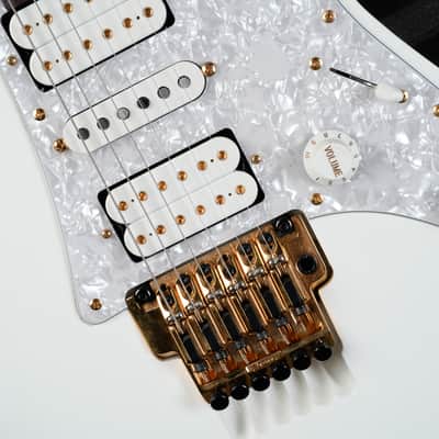 Ibanez JEM7V-WH Steve Vai Signature with Rosewood Fretboard 2009 - White image 5