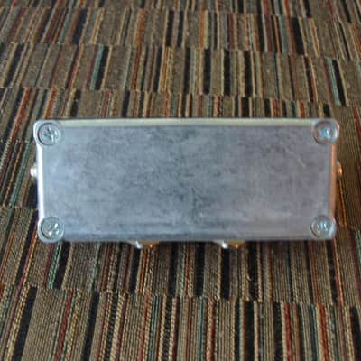 Burriss Amps The Chaloopa true-bypass switch pedal, amp selector, effects loop - mint image 4