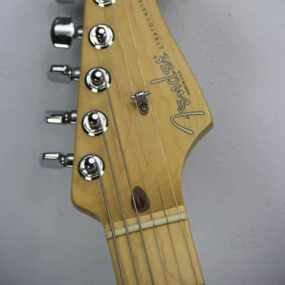 Fender Stratocaster Strat 2004 Candy Apple Red USA 50th Anniversary Clean with case image 5