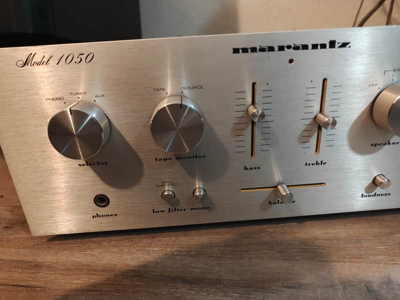Marantz 1050