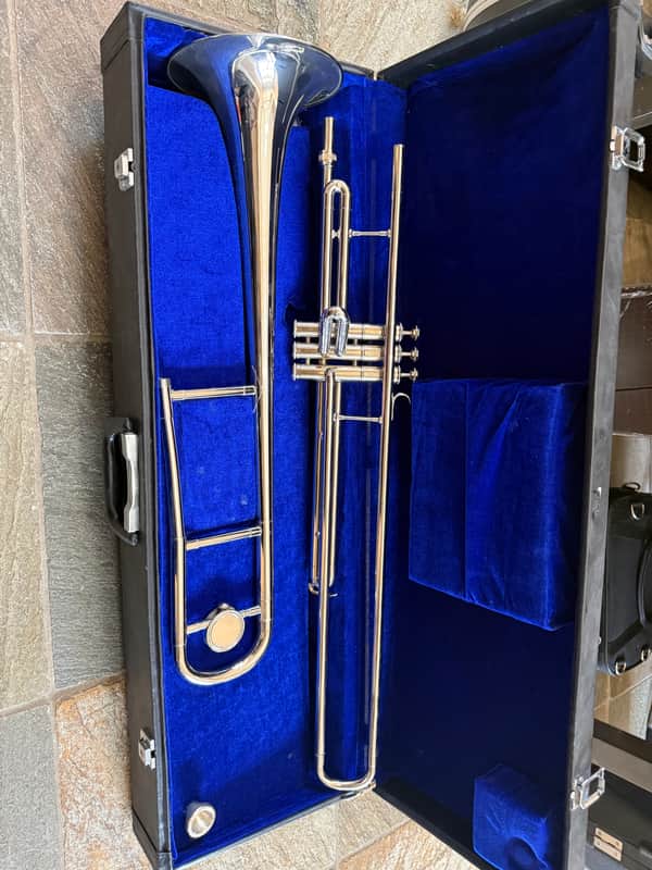 Silver Valve trombone, with case and mouthpiece image 1