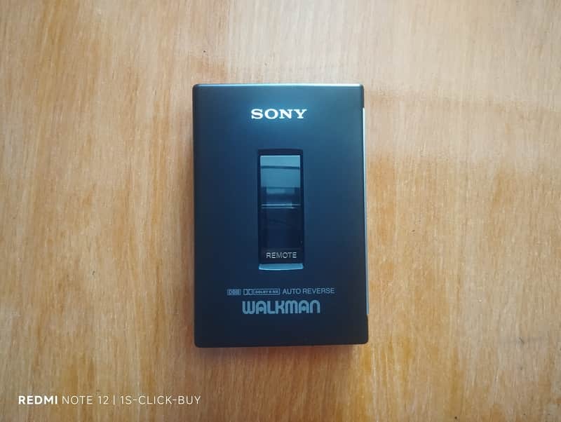 T0824 SONY カセットプレーヤー WM-607/WM-FX877 SONY WM-FX877 walkman radio cassette player Made in Japan Reverse