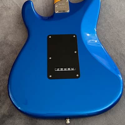 Fender American Ultra II Stratocaster – Blue Metallic – USA image 10