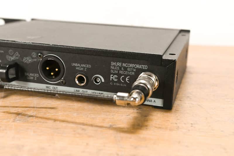 Shure SLX4 Wireless Receiver - J3 Band: 572-596 MHz (NO POWER
