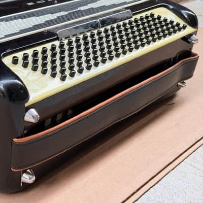 Vintage Iorio Italian Piano Accordion with Mother of Pearl Keys image 17
