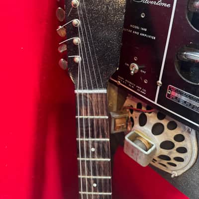 Silvertone 1448 With Case Amp 1962 - 1967 - Black image 3