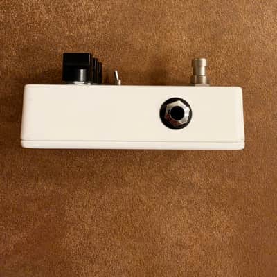 JHS 3 Series Flanger 2021 - Present - White image 3