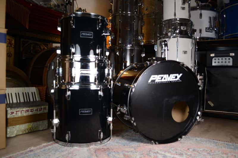 Peavey 'International Series II" 4-Piece Drum Kit - Jet Black image 1