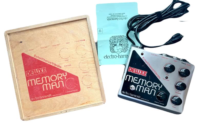 Electro-Harmonix Deluxe Memory Man Reissue
