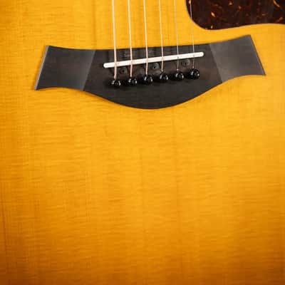 Taylor 214ce Special Edition Grand Auditorium Acoustic/Electric Guitar - Honeyburst with Gig Bag image 12