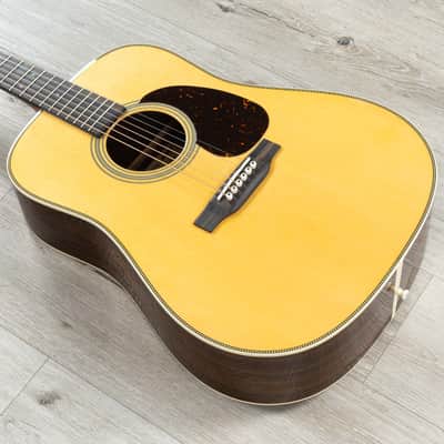 Martin D-28 Billy Strings Dreadnought Acoustic Guitar, Rosewood Back & Sides, Spruce Antique Toner image 2