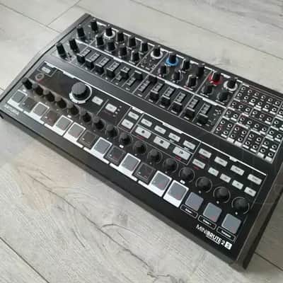 Arturia MiniBrute 2S Noir Edition image 6
