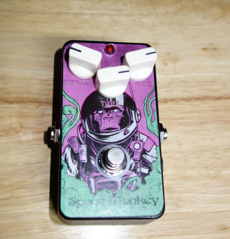 Mister V Space Monkey Hall Reverb Pedal image 1
