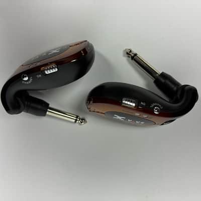 Xvive U2 Wireless Guitar System - Sunburst - Excellent Condition with Box and USB Charging Cable image 8