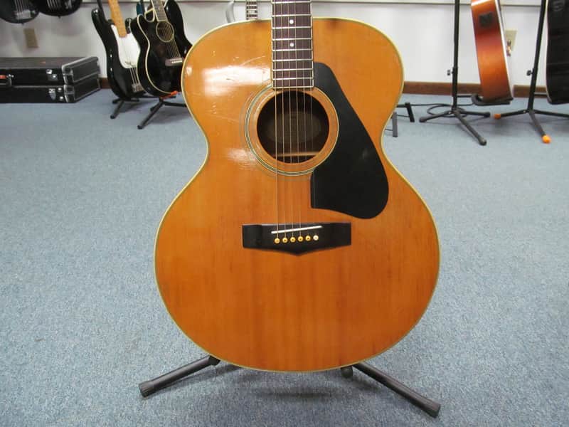 Yamaha CJ-818