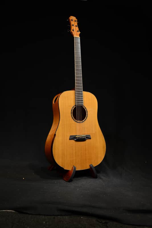 2019 Maestro Guitars Rosetta Dreadnought SB Western Red Cedar top Original Series