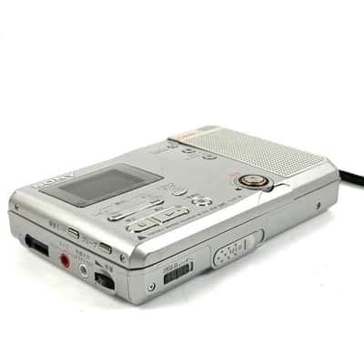 Sony MZ B10 2002 - Sony Walkman Portable mini disc player Sony MZ B10 silver TGHM image 3