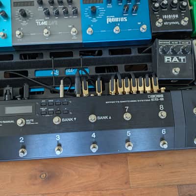 Boss ES-8 Effects Switching System | Reverb