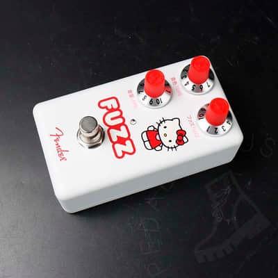 Fender Hello Kitty Fuzz Limited White edition NEW condition image 3