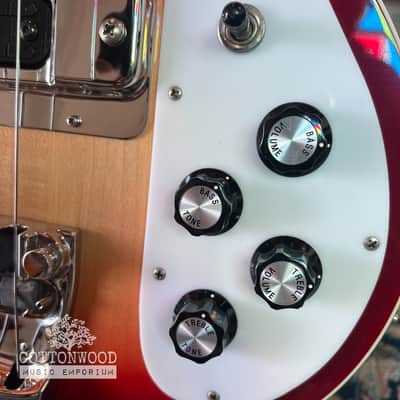 2013 Rickenbacker 4003 Bass Guitar in Fireglo – Excellent Condition with Original Case image 3