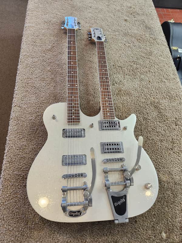 Immagine Used 2019 Gretsch G5566 Jet Double Neck (One Standard Neck, One Baritone Neck) - Silver Sparkle - 1