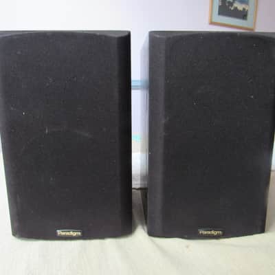 Paradigm Atom V2 bookshelf speakers image 1