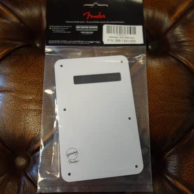 Fender Backplate Stratocaster White (W/B/W) 3-Ply image 2