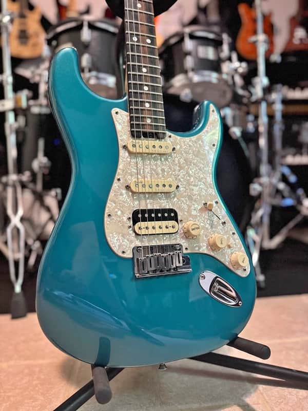Fender 2017 American Elite Fender Strat 2017 - Blue image 1