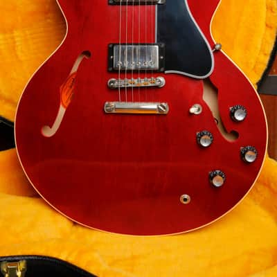 Gibson Custom 1961 ES-335 Reissue VOS 60s Cherry Semi-Hollow Electric Guitar image 19