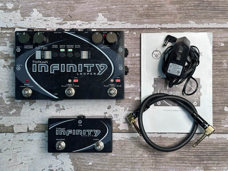 Pigtronix Infinity Looper 2010s - Black PLUS Remote image 1