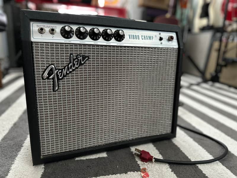 Fender “Mint” Vibro-Champ 1979 - Black image 1