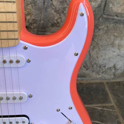 Squier Sonic Strat HSS TCoral image 3