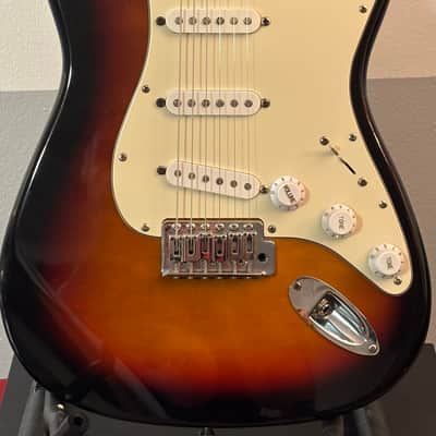 Squier Stratocaster  1995 - Sunburst-Made in Korea image 6
