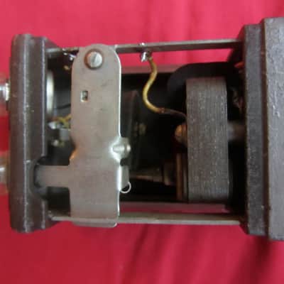 DeArmond 601 Tremolo 1940s image 12