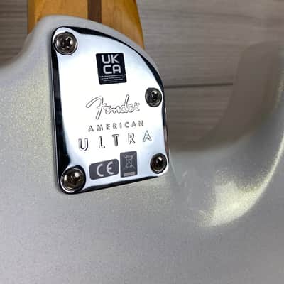 Fender American Ultra Stratocaster Left-Hand Guitar, Rosewood Fingerboard, Arctic Pearl image 18