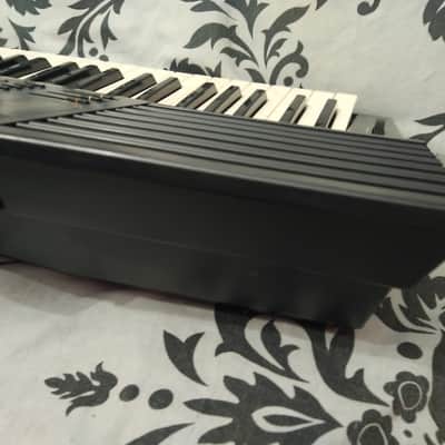 YAMAHA PSR-47 SYNTH KEYBOARD 1990 MIDI PROGRAMMED HARD CASE image 14